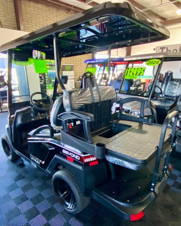 **$1,000 OFF** 2024 BINTELLI- BLACK BEYOND GOLF CART 4PR W/ NEW LITHIUM BATTERY & TOUCHSCREEN - Image 4
