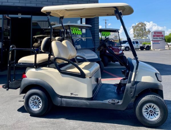 2019 CLUB CAR TEMPO 4 PASSENGER ELECTRIC GOLF CART IN BEIGE - Image 4