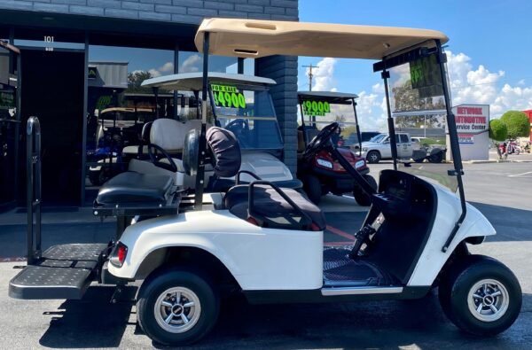 2009 EZGO TXT 4 Passenger Golf Cart with 2022 Batteries! - Image 4